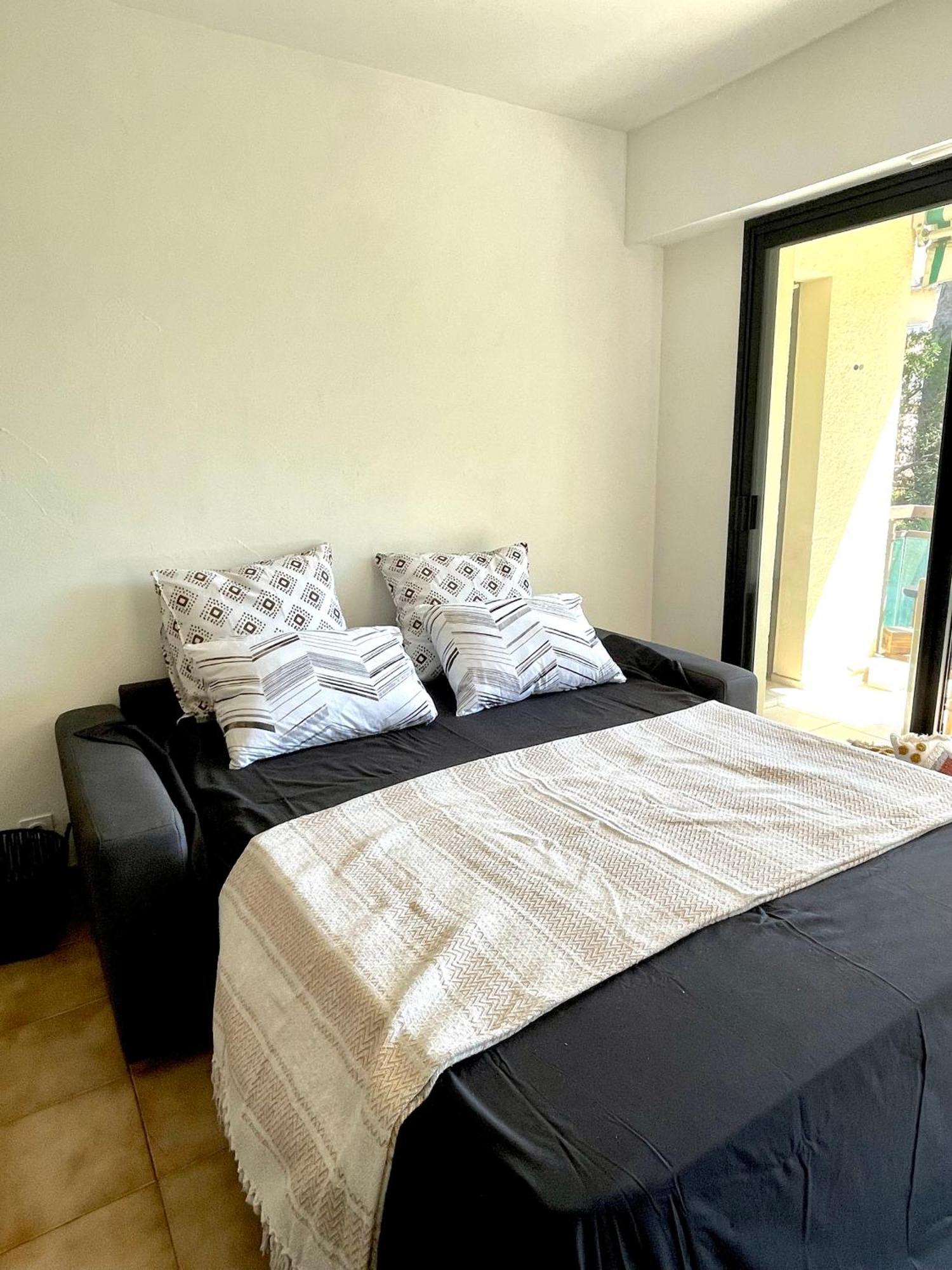 Appartement Plage Et Nature Saint-Raphael  Bagian luar foto