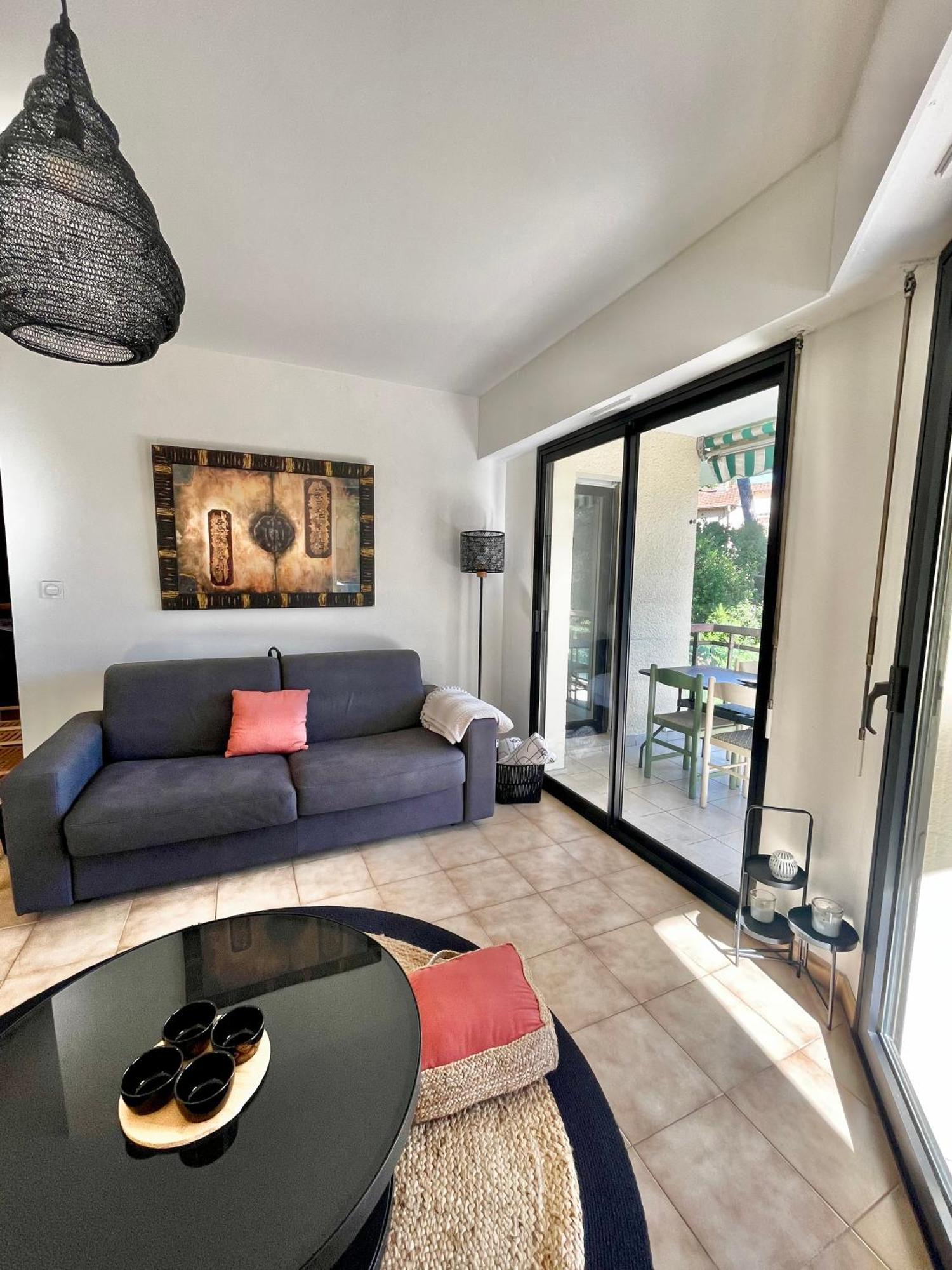 Appartement Plage Et Nature Saint-Raphael  Bagian luar foto